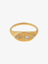 Load image into Gallery viewer, Signet ring, white diamonds
