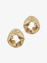 Load image into Gallery viewer, Scrunch Earrings
