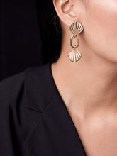 Load image into Gallery viewer, Darling drop earrings handcrafted in gold
