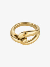 Load image into Gallery viewer, Curved Ring handcrafted in gold
