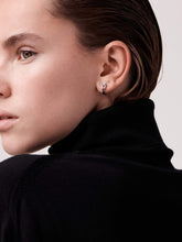 Load image into Gallery viewer, Serti Inversé Earring
