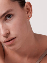 Load image into Gallery viewer, Serti Inversé Earring
