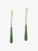 Load image into Gallery viewer, Deco Earrings with jade pendant handcrafted in gold

