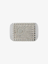 Load image into Gallery viewer, The sunshine signet
