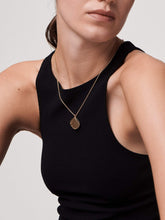 Load image into Gallery viewer, Darling Pendant leaf with chain handcrafted in gold
