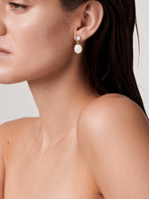 Load image into Gallery viewer, L’amore Marry Me Earring
